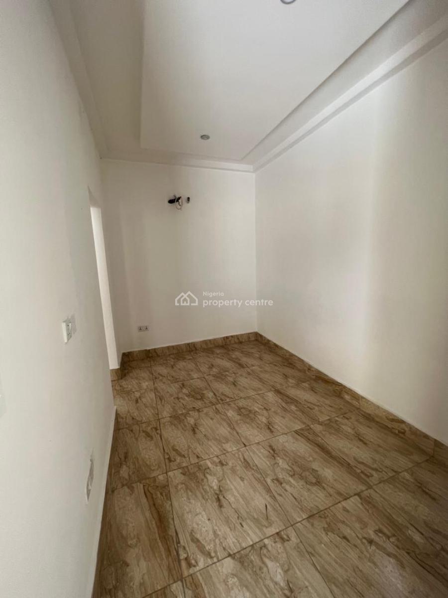 4-bedroom Terrace with Bq- Abuja, Guzape District, Abuja, House for Sale