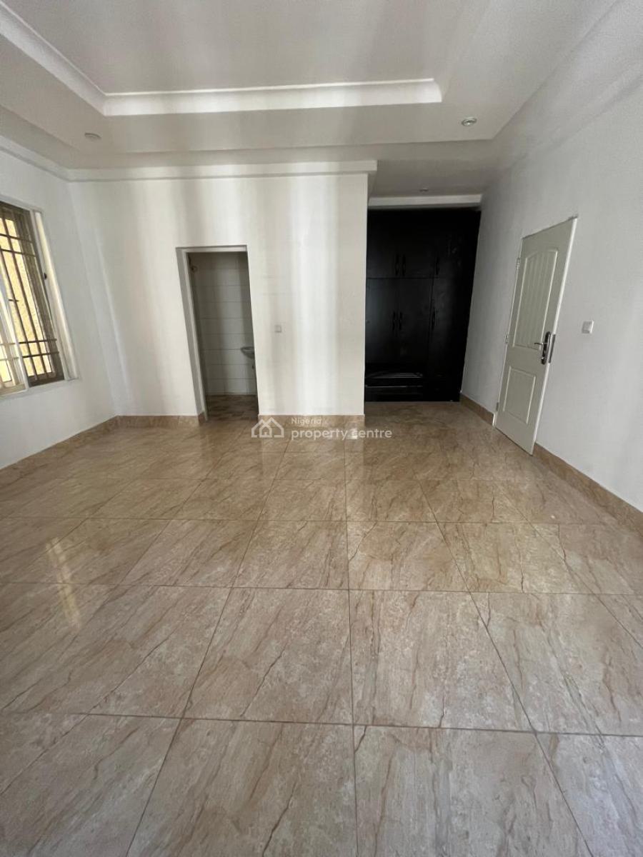 4-bedroom Terrace with Bq- Abuja, Guzape District, Abuja, House for Sale