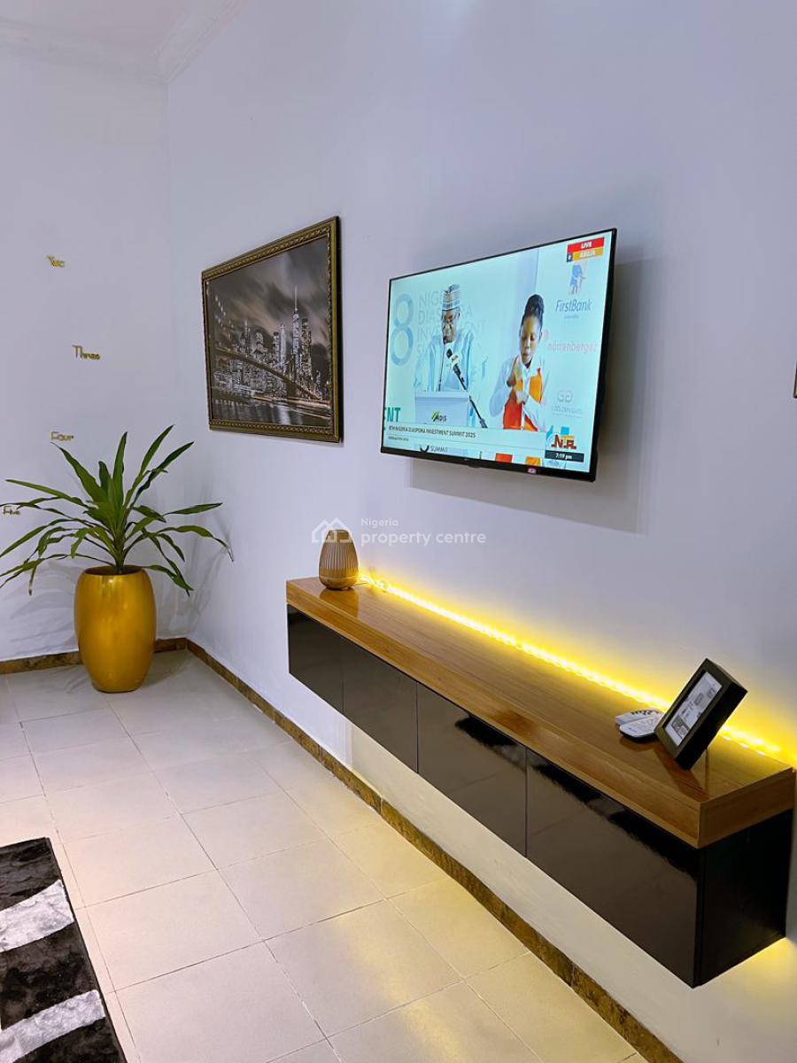 B&l  Apartments, 4 Finima Street, Old Gra, Port Harcourt, Rivers, Mini Flat (room and Parlour) Short Let