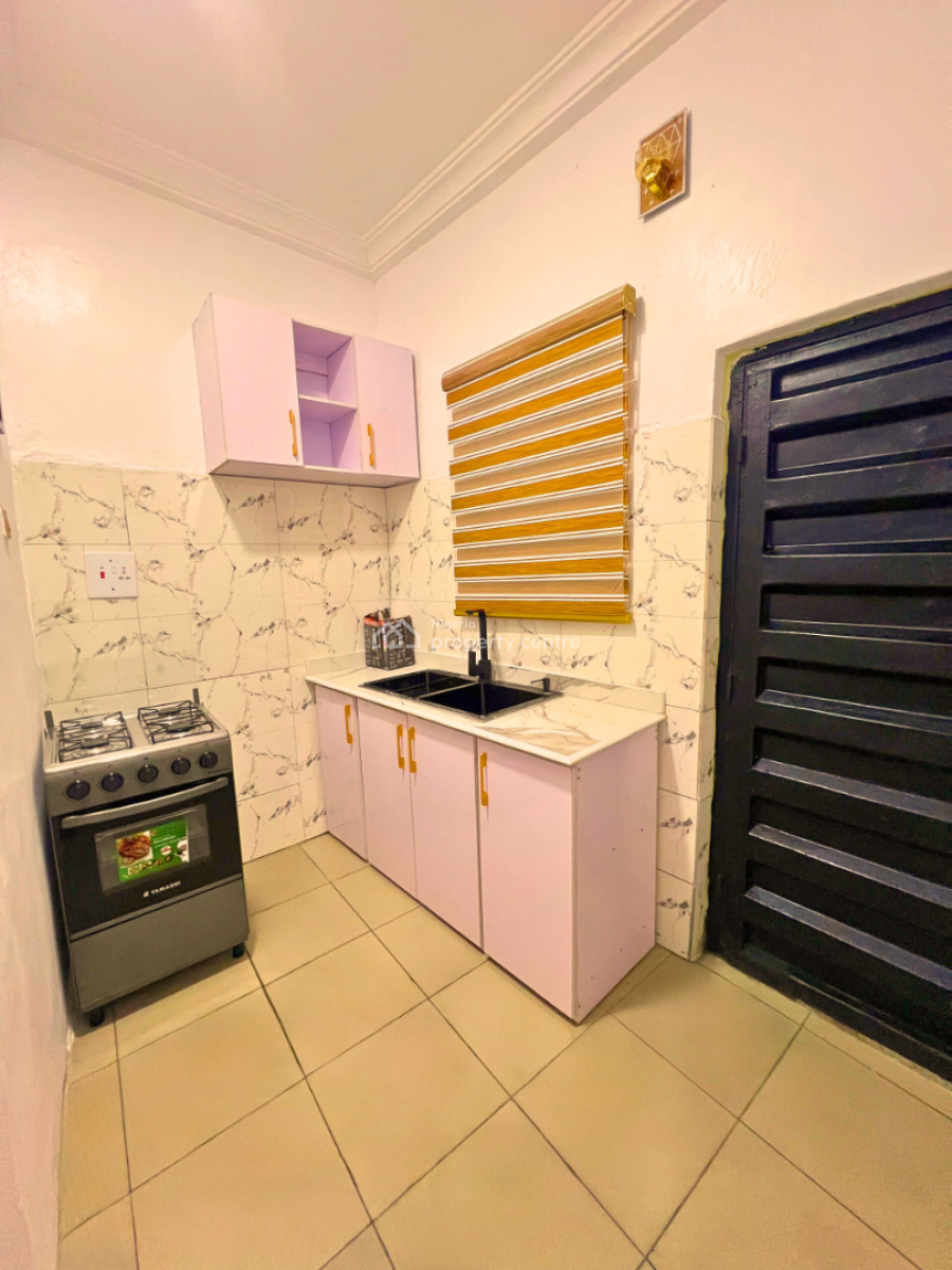 B&l  Apartments, 4 Finima Street, Old Gra, Port Harcourt, Rivers, Mini Flat (room and Parlour) Short Let