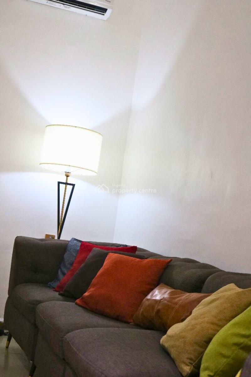 B&l  Apartments, 4 Finima Street, Old Gra, Port Harcourt, Rivers, Mini Flat (room and Parlour) Short Let