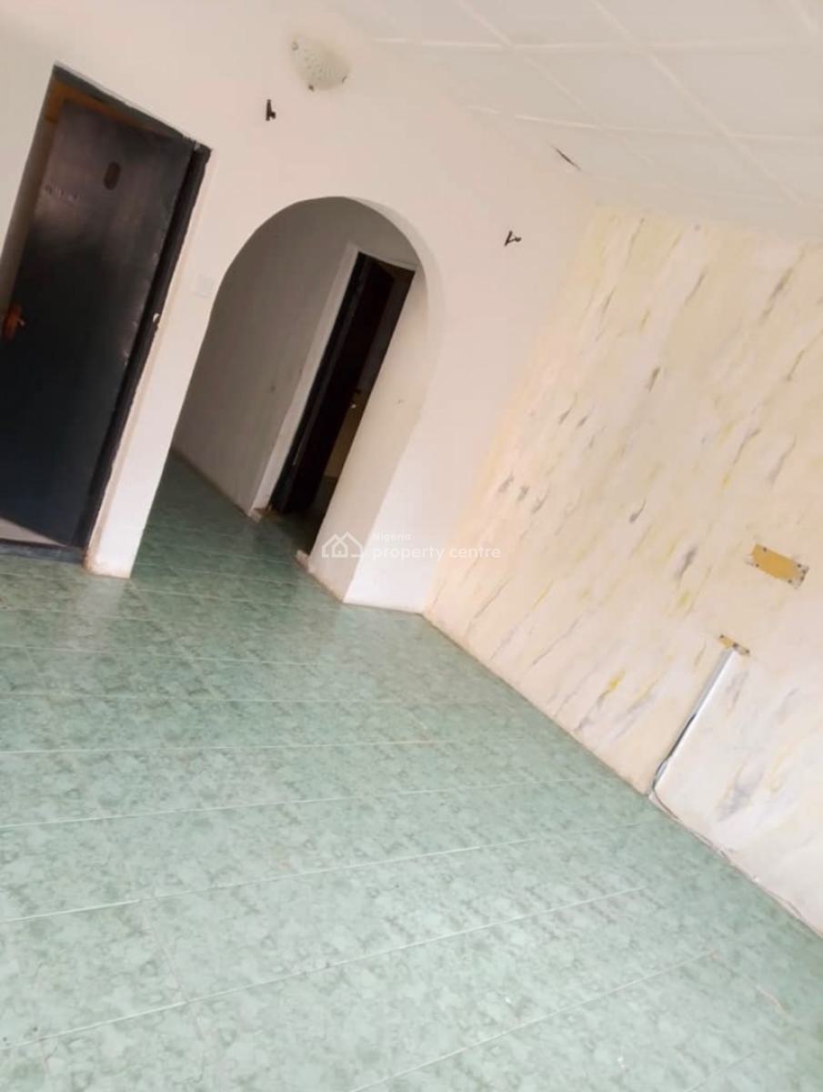 2 Bedroom Bungalow in an Estate, Unilag Estate, Gra Phase 1, Magodo, Lagos, Flat / Apartment for Rent