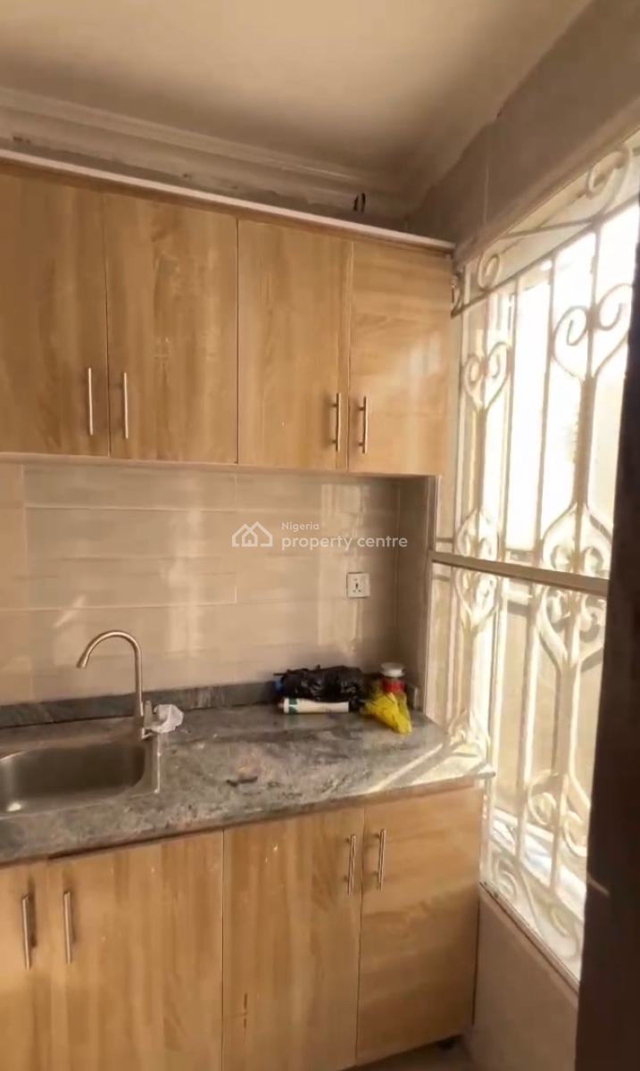 4 Units of  1 Bedroom Apartments, Lekki Phase 1 in Secure Estate, Lekki Phase 1, Lekki, Lagos, Mini Flat (room and Parlour) for Rent