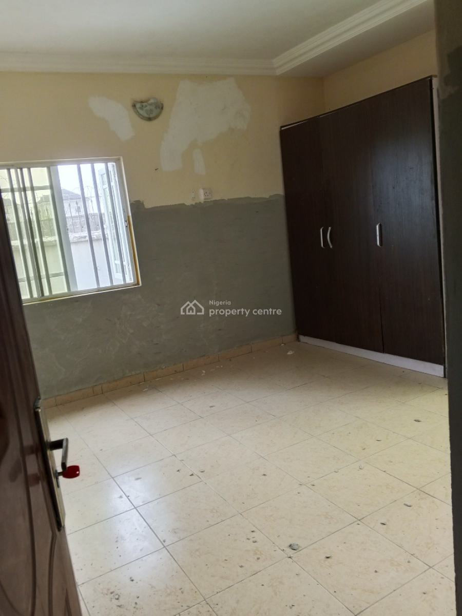 Standard 3bedroom Flat Downstairs, Behind Shoprite, Sangotedo, Ajah, Lagos, Flat / Apartment for Rent