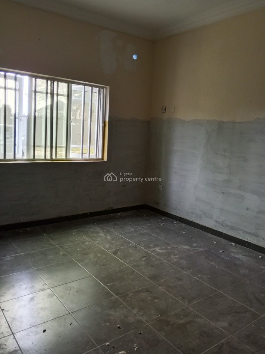 Standard 3bedroom Flat Downstairs, Behind Shoprite, Sangotedo, Ajah, Lagos, Flat / Apartment for Rent