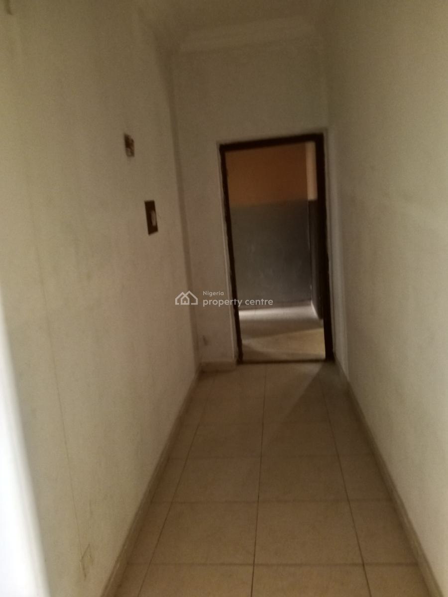 Standard 3bedroom Flat Downstairs, Behind Shoprite, Sangotedo, Ajah, Lagos, Flat / Apartment for Rent