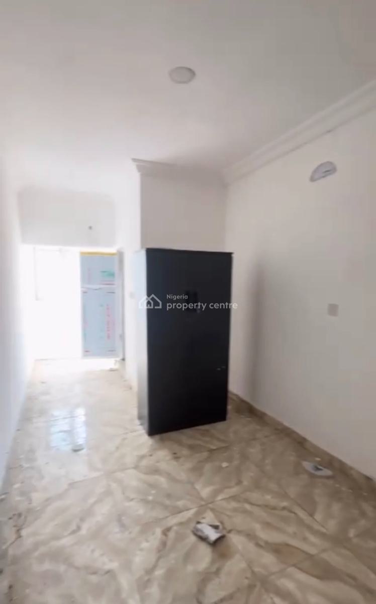a 2 Bedroom Flat, Ologolo, Lekki, Lagos, Flat / Apartment for Rent