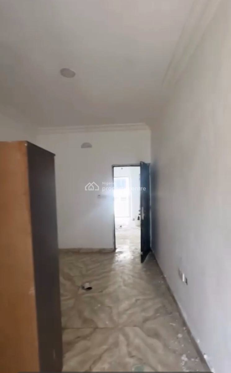 a 2 Bedroom Flat, Ologolo, Lekki, Lagos, Flat / Apartment for Rent