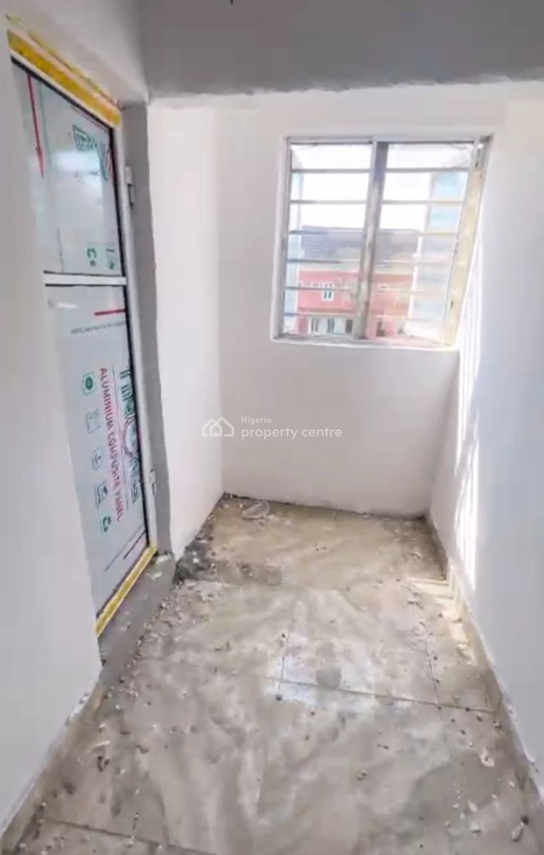 a 2 Bedroom Flat, Ologolo, Lekki, Lagos, Flat / Apartment for Rent