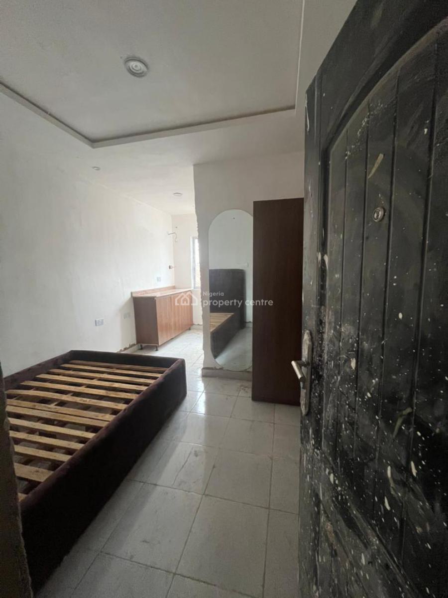 Studio Apartment, Surulere, Lagos, Flat / Apartment for Rent