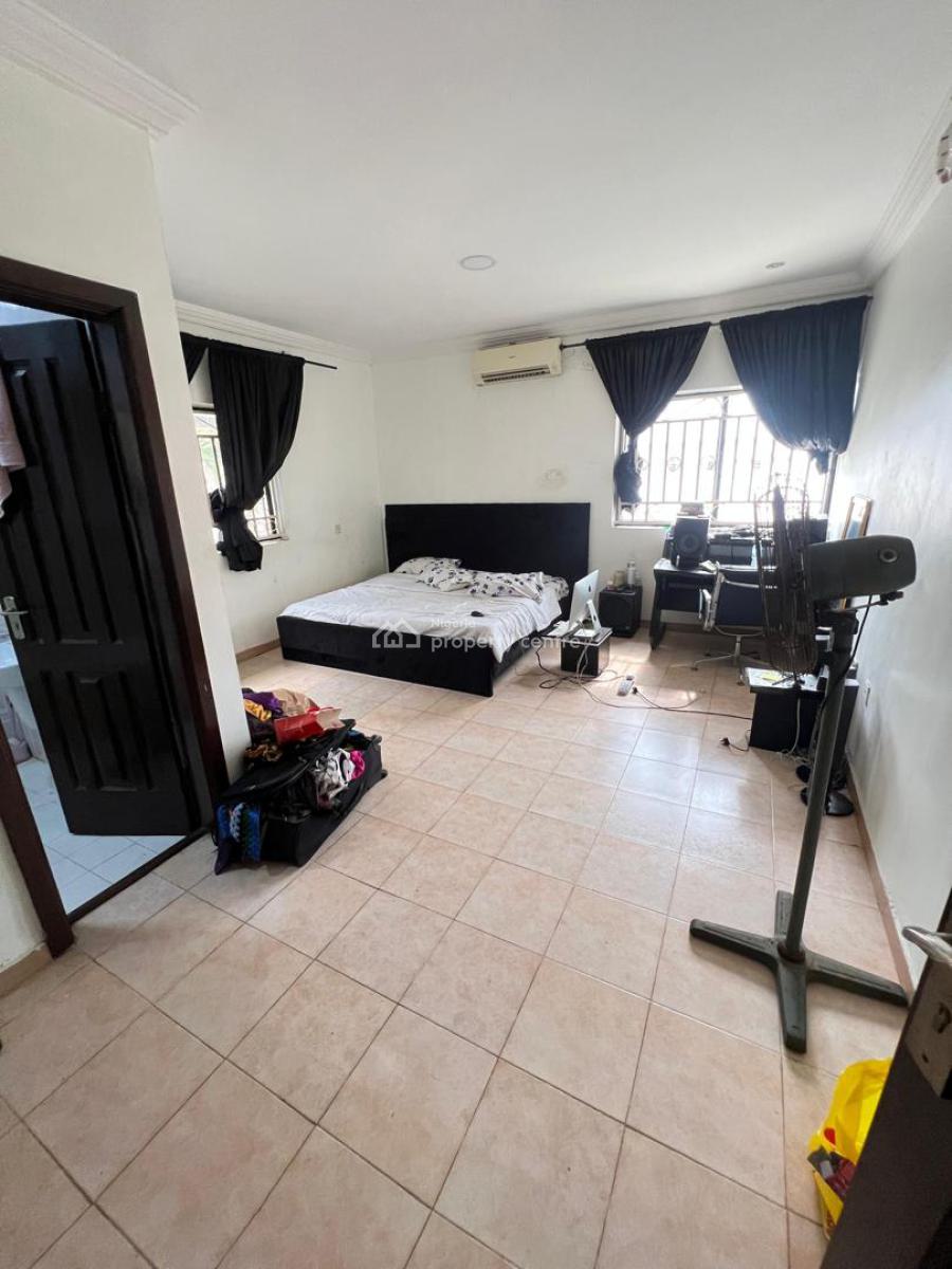 Fully Detached 5-bedroom House with 2-room Boys Quarters Bungalow, Vgc, Lekki, Lagos, Detached Duplex for Sale