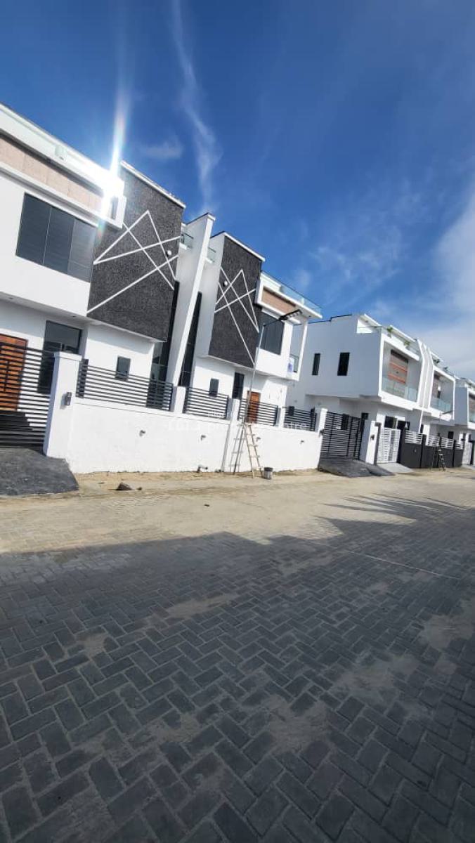 Well Built 4brm Semi Detached Duplex with a Bq, Abraham Adesanya Ajah, Ajah, Lagos, Semi-detached Duplex for Sale