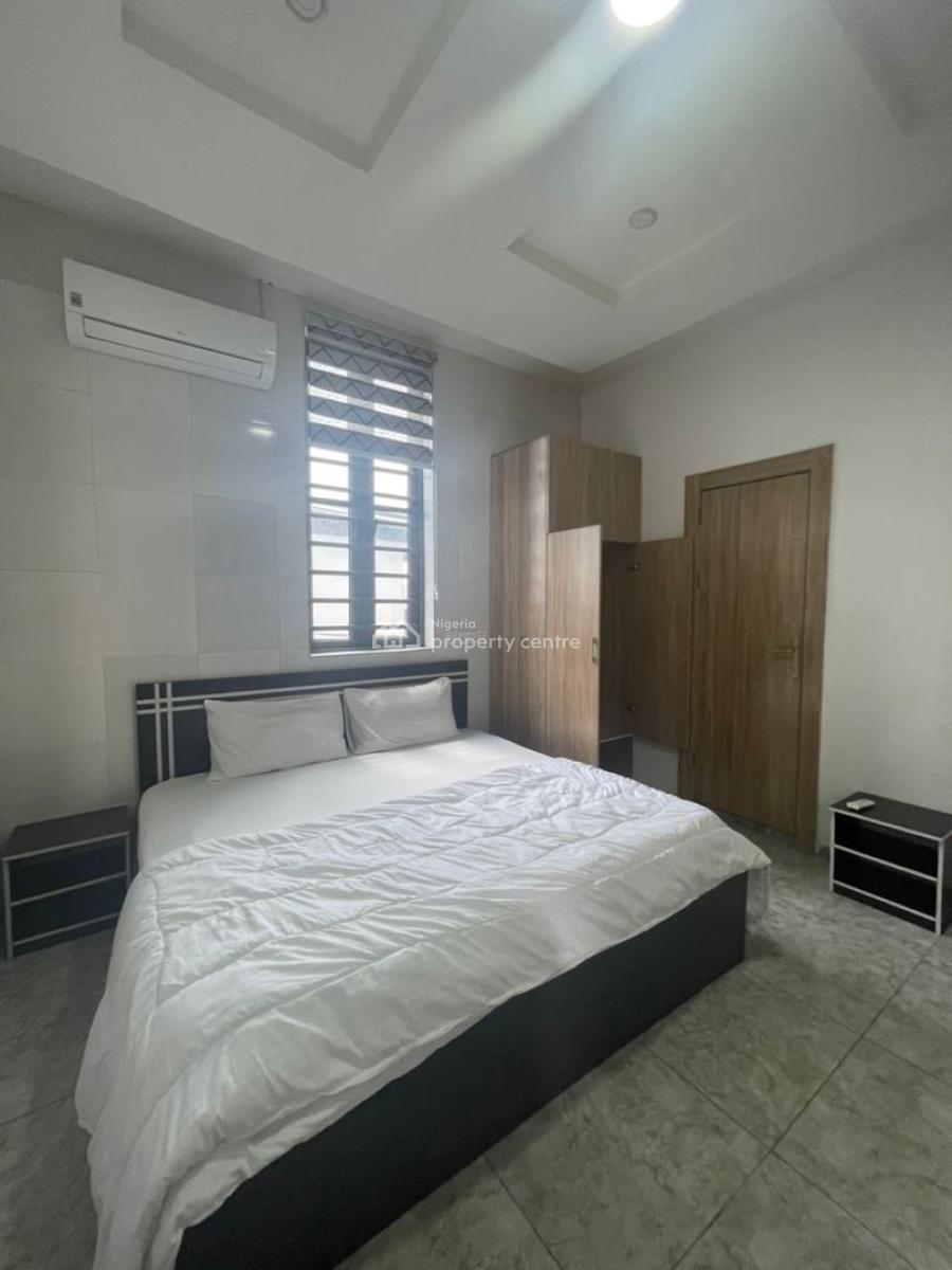 Fully Furnished 2 Bedroom Serviced Apartment, at Chevron Tollgate, Lekki Phase 1, Lekki, Lagos, Block of Flats for Sale