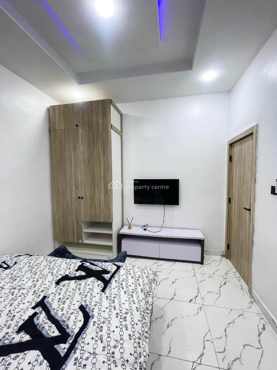 4 Bedroom Terrace Duplex with Swimming Pool and Gym, Eros Court 2, Ologolo, Ologolo, Lekki, Lagos, Flat / Apartment Short Let