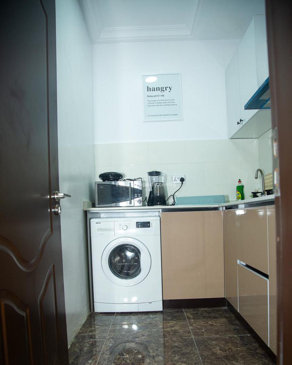 Luxury Mini 1 Bedroom Apartment, 6 Adedeji Adekola Close Off Freedom Way, Lekki Phase 1, Lekki, Lagos, Flat / Apartment Short Let