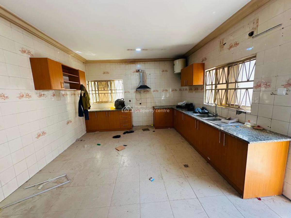 Massive 5 Bedroom Fully Detached Duplex,2 Rooms Bq, Maitama District, Abuja, Detached Duplex for Rent