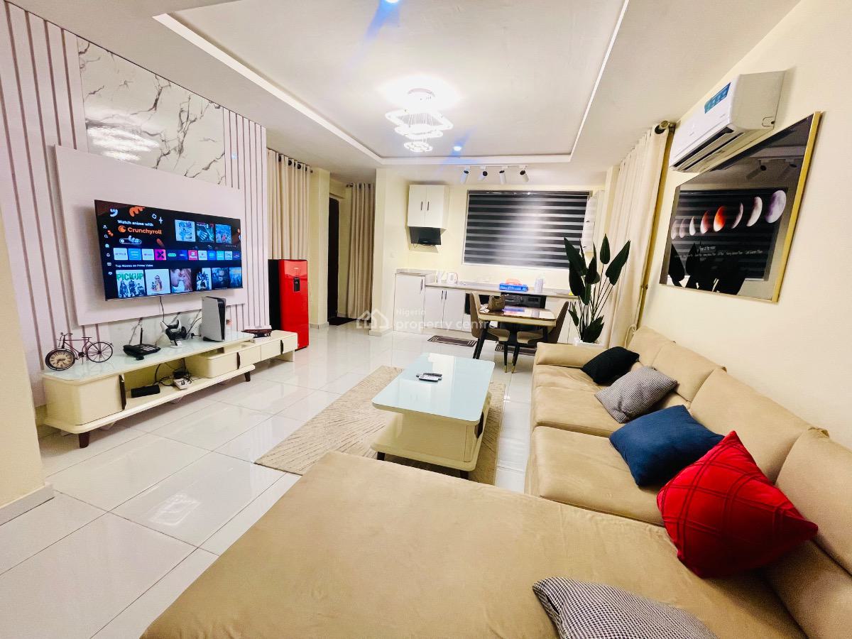 Luxury 1 Bedroom with Swimming Pool, Ps5, Guest Toilet, Ikoyi, Lagos, Flat / Apartment Short Let