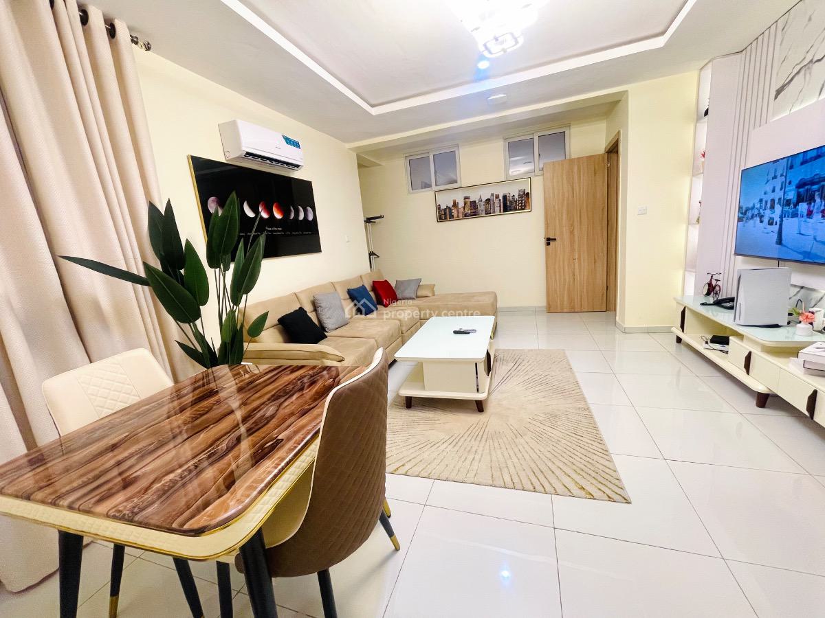 Luxury 1 Bedroom with Swimming Pool, Ps5, Guest Toilet, Ikoyi, Lagos, Flat / Apartment Short Let