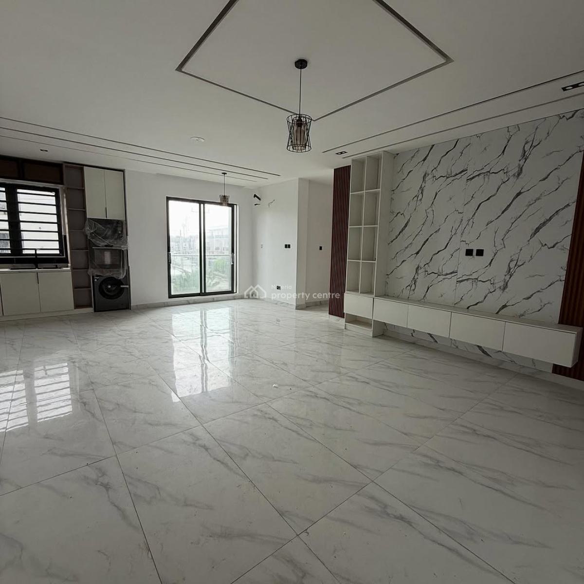 Spacious 2 Bedroom Apartment, Ikate, Lekki, Lagos, Block of Flats for Sale