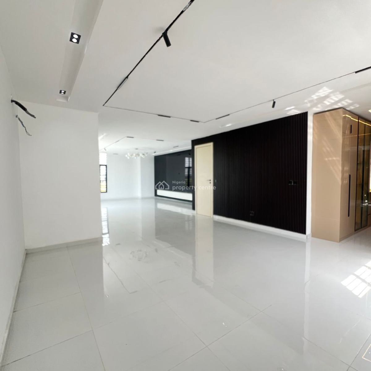 Spacious 5 Bedroom Fully Detached Duplex with Bq, Gym, Chevron, Lekki, Lagos, Detached Duplex for Sale