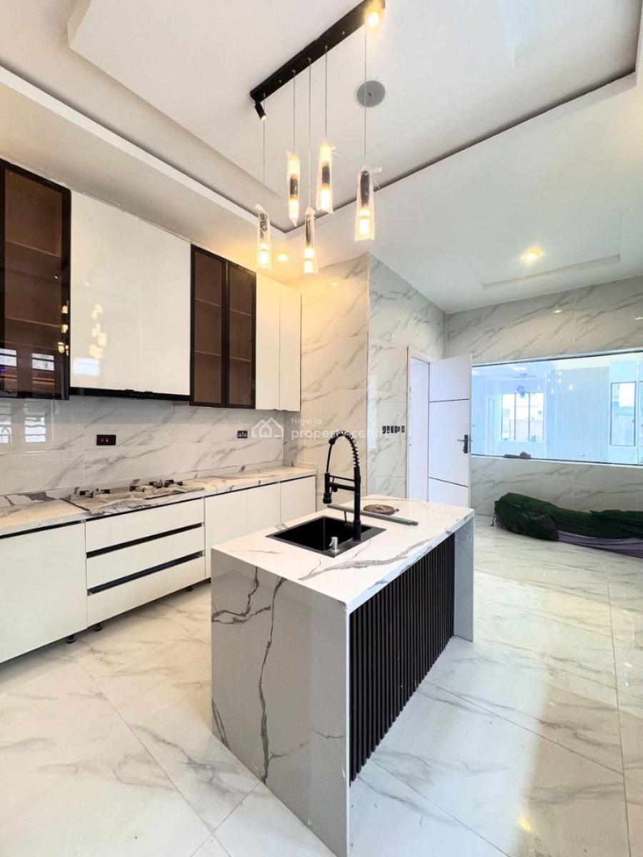 5 Bedroom Detached Home with Swimming Pool and Rooftop Terrace, Ologolo, Lekki, Lagos, Detached Duplex for Sale