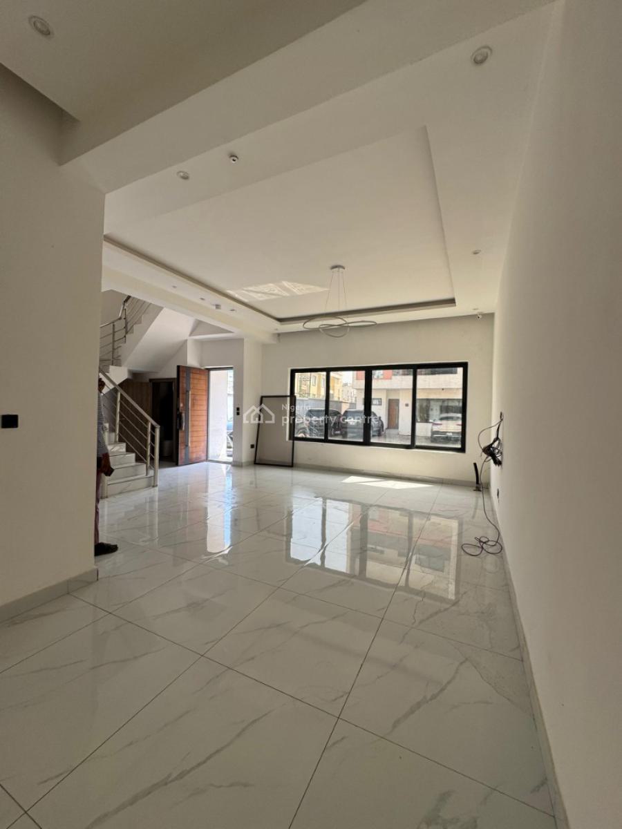 Spacious 4 Bedroom Semi Detached House, Lekki Phase 1, Lekki, Lagos, Semi-detached Duplex for Rent
