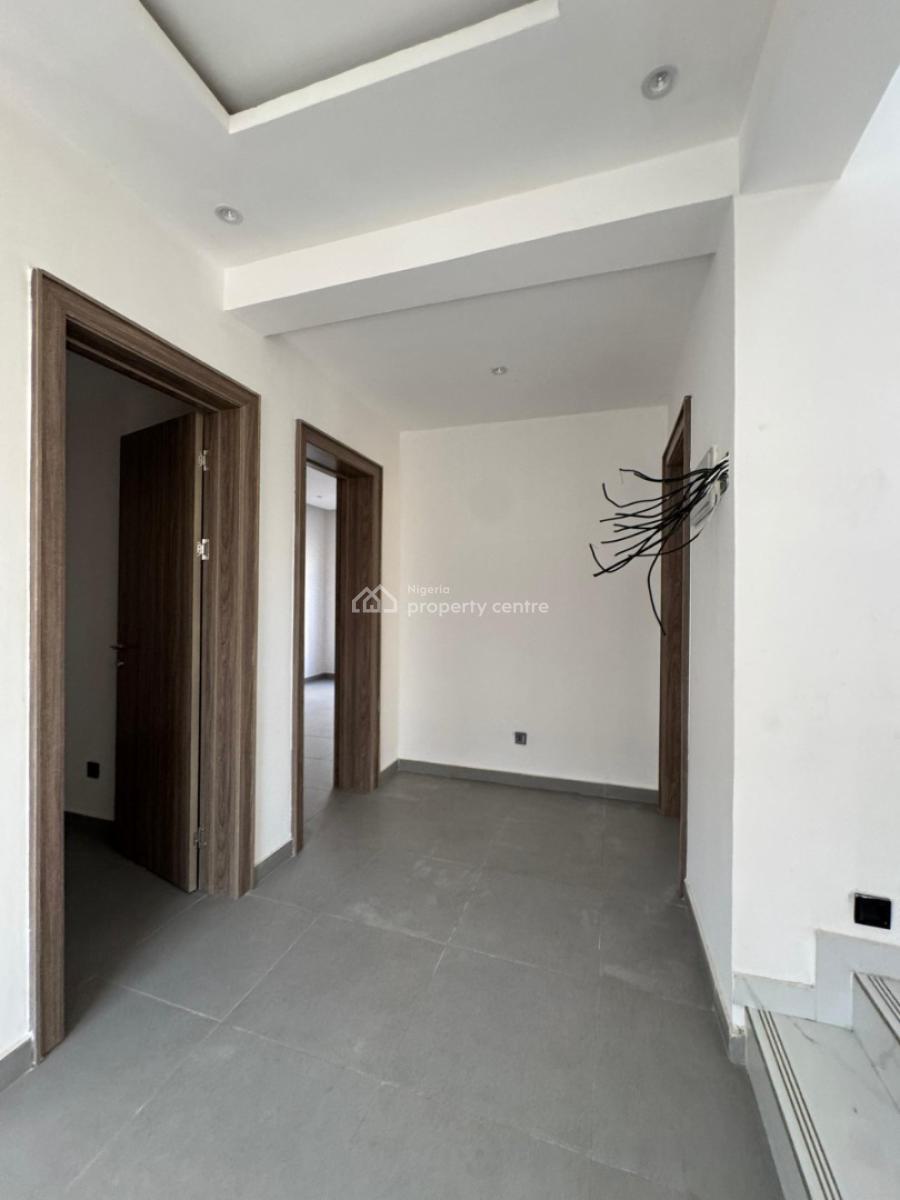 Spacious 4 Bedroom Semi Detached House, Lekki Phase 1, Lekki, Lagos, Semi-detached Duplex for Rent
