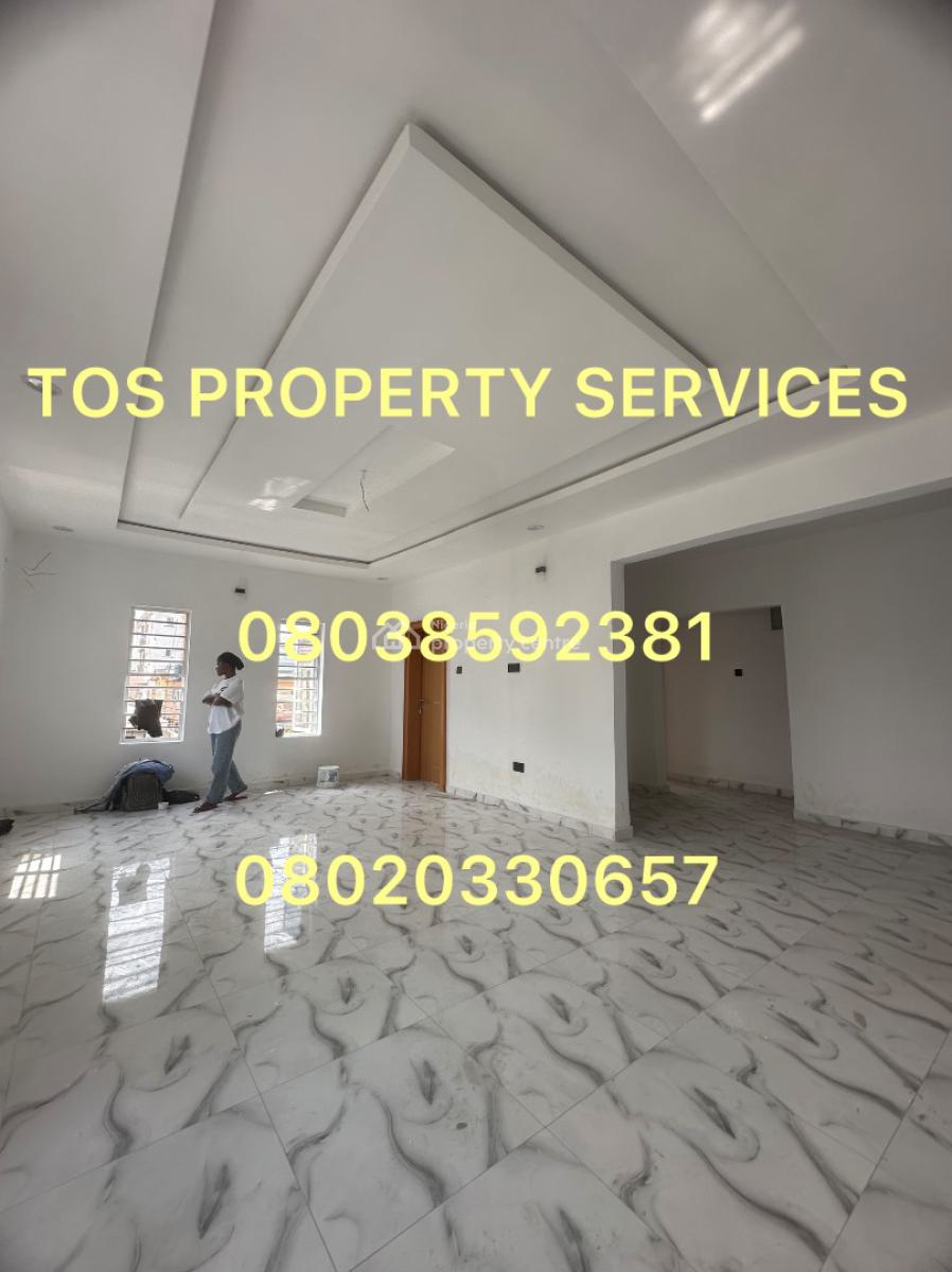 2 Bedroom All Rooms Ensuite Flat, Off Herbert Macaulay Way, Yaba, Lagos, Flat / Apartment for Rent