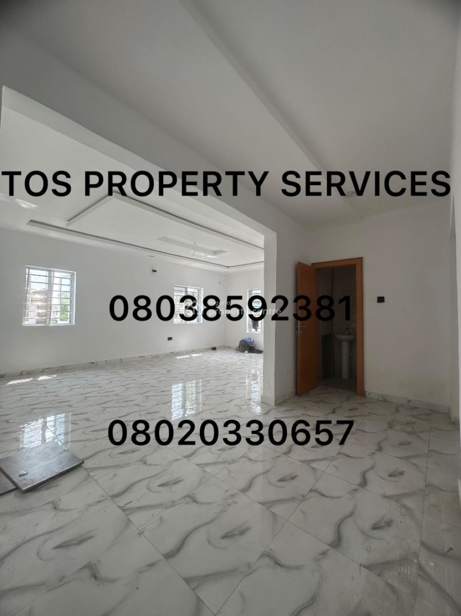 2 Bedroom All Rooms Ensuite Flat, Off Herbert Macaulay Way, Yaba, Lagos, Flat / Apartment for Rent