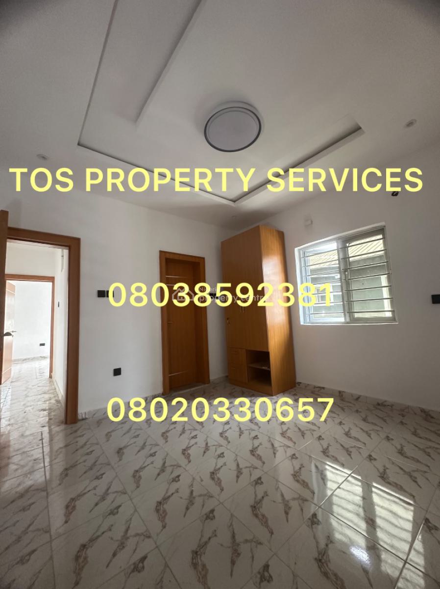 2 Bedroom All Rooms Ensuite Flat, Off Herbert Macaulay Way, Yaba, Lagos, Flat / Apartment for Rent
