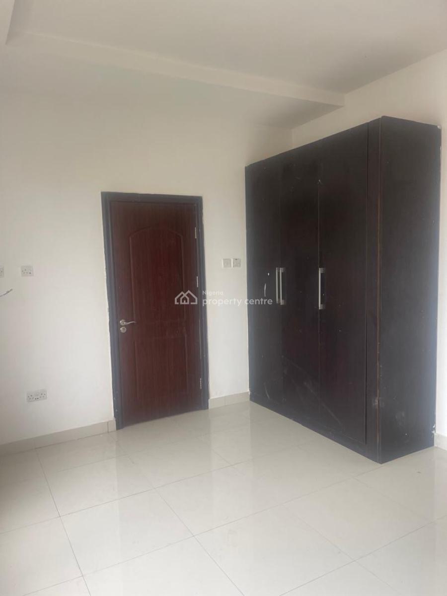 Luxury 3 Bedroom Apartment with Bq, Lekki Phase 1, Lekki, Lagos, Flat / Apartment for Rent