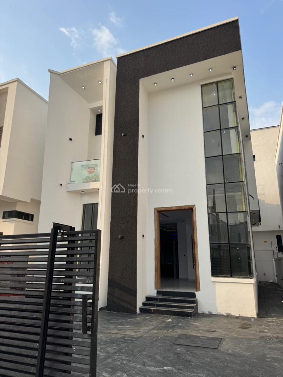 Spacious 4  Bedroom Duplex with a Pool, Lekki, Lagos, Detached Duplex for Sale