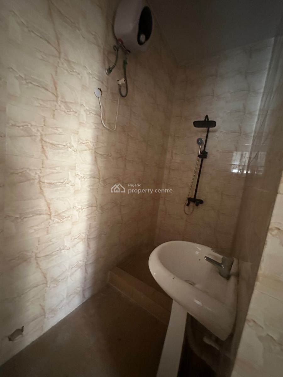 3 Bedroom Flat, Off Salem Street Ikate Elegushi Lekki Lagos, Ikate Elegushi, Lekki, Lagos, Flat / Apartment for Rent