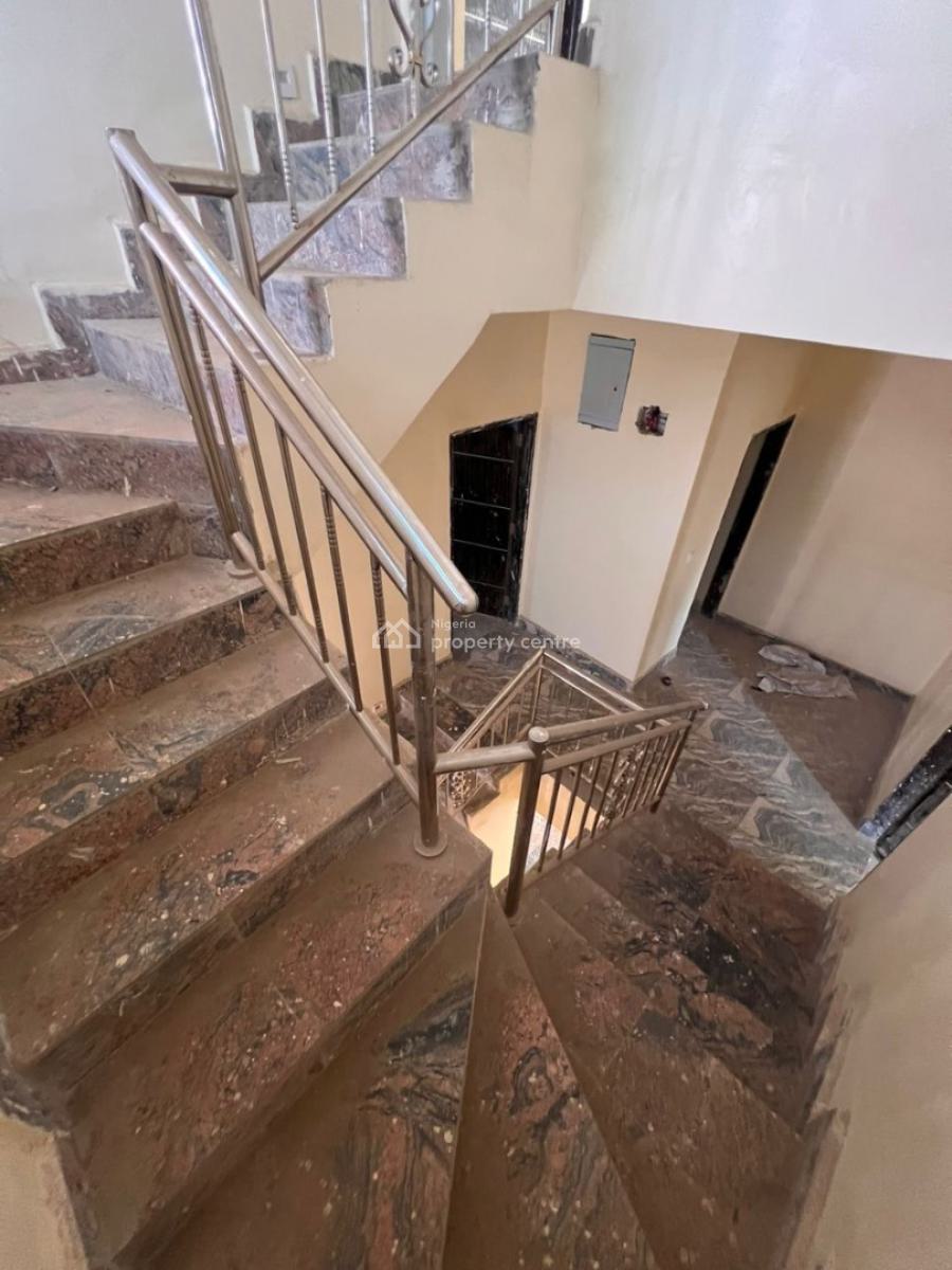 Exquisitely Finished 5 Bedroom Terraced Duplex with an Attached Bq, Guzape District, Abuja, Terraced Duplex for Rent