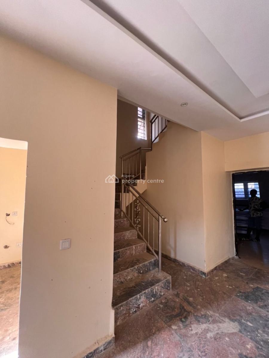 Exquisitely Finished 5 Bedroom Terraced Duplex with an Attached Bq, Guzape District, Abuja, Terraced Duplex for Rent