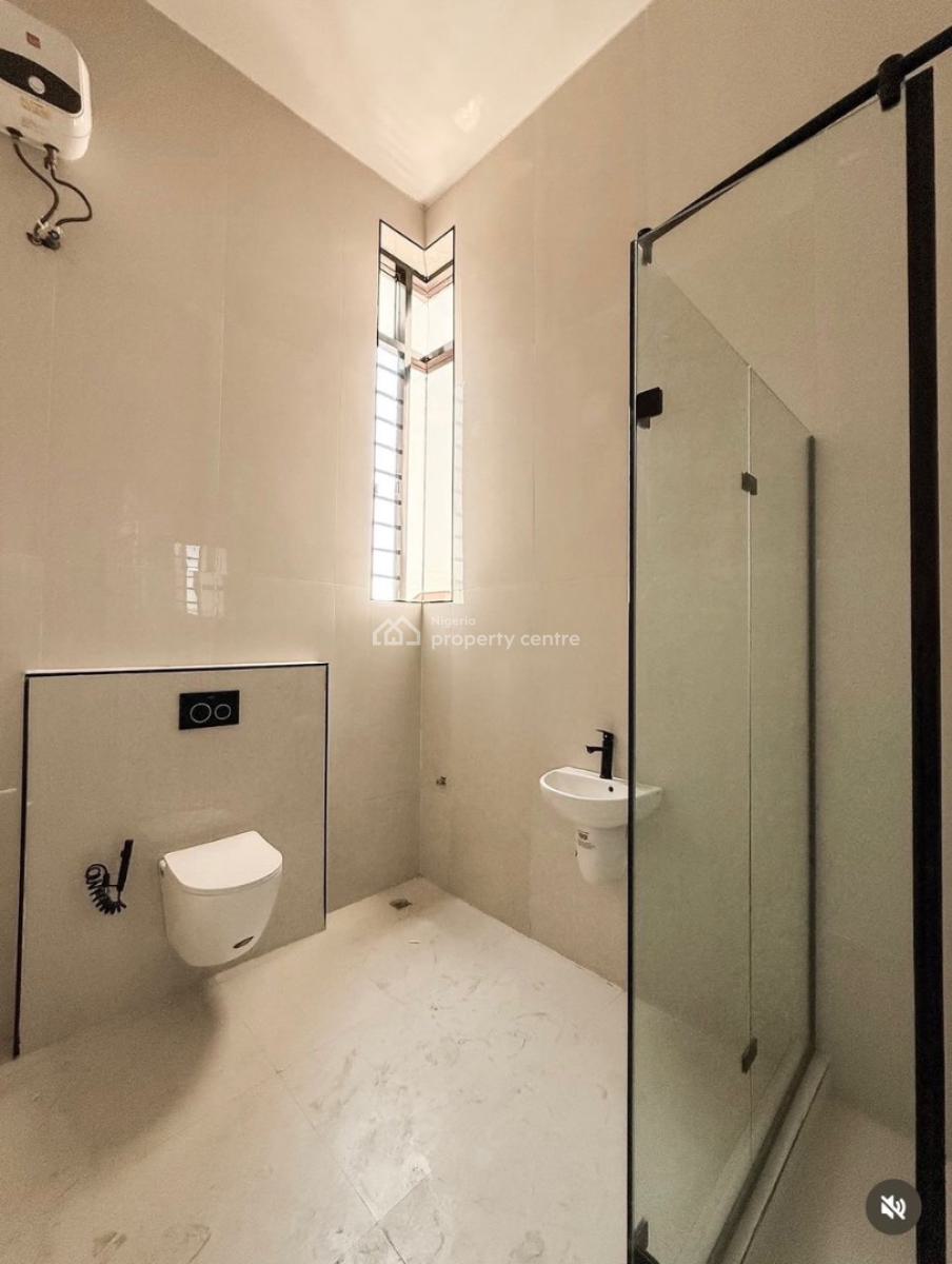 3bedroom Apartment Available, Lekki Phase 1, Lekki Phase 1, Lekki, Lagos, Block of Flats for Sale