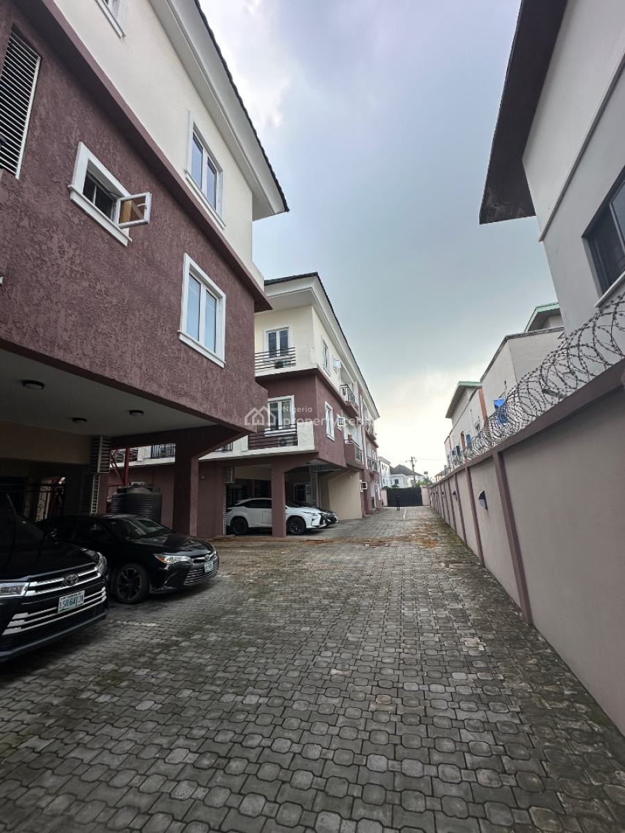 3 Bedroom Flat with Bq, Off Domino Pizza Agungi Lekki Lagos, Agungi, Lekki, Lagos, Flat / Apartment for Rent