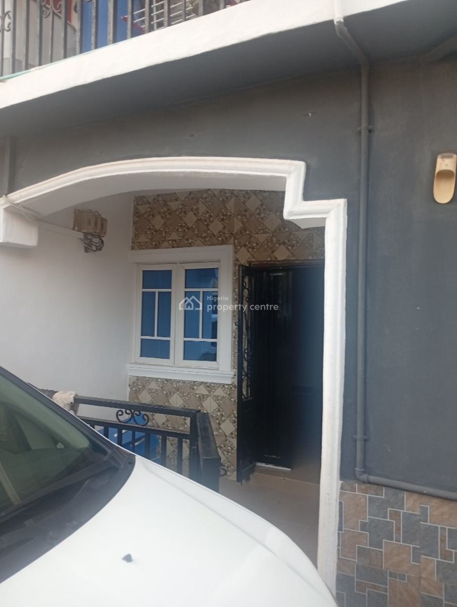 Executive 2 Bedroom Flat, Oremeji Estate ,alagbole Via Ojodu Berger Lagos, Ojodu Berger, Ojodu, Lagos, Flat / Apartment for Rent