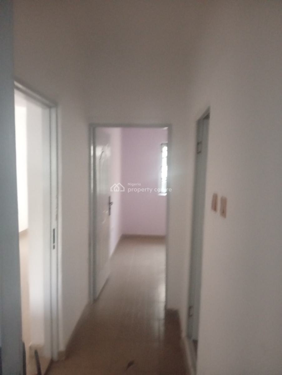 Executive 2 Bedroom Flat, Oremeji Estate ,alagbole Via Ojodu Berger Lagos, Ojodu Berger, Ojodu, Lagos, Flat / Apartment for Rent