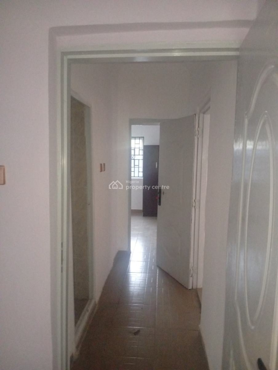 Executive 2 Bedroom Flat, Oremeji Estate ,alagbole Via Ojodu Berger Lagos, Ojodu Berger, Ojodu, Lagos, Flat / Apartment for Rent