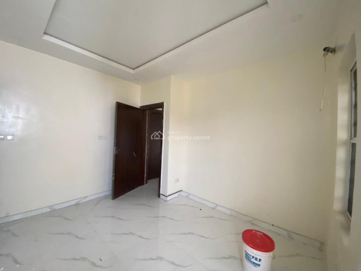 2 Bedroom Apartment, Ikota, Ikota, Lekki, Lagos, Flat / Apartment for Sale