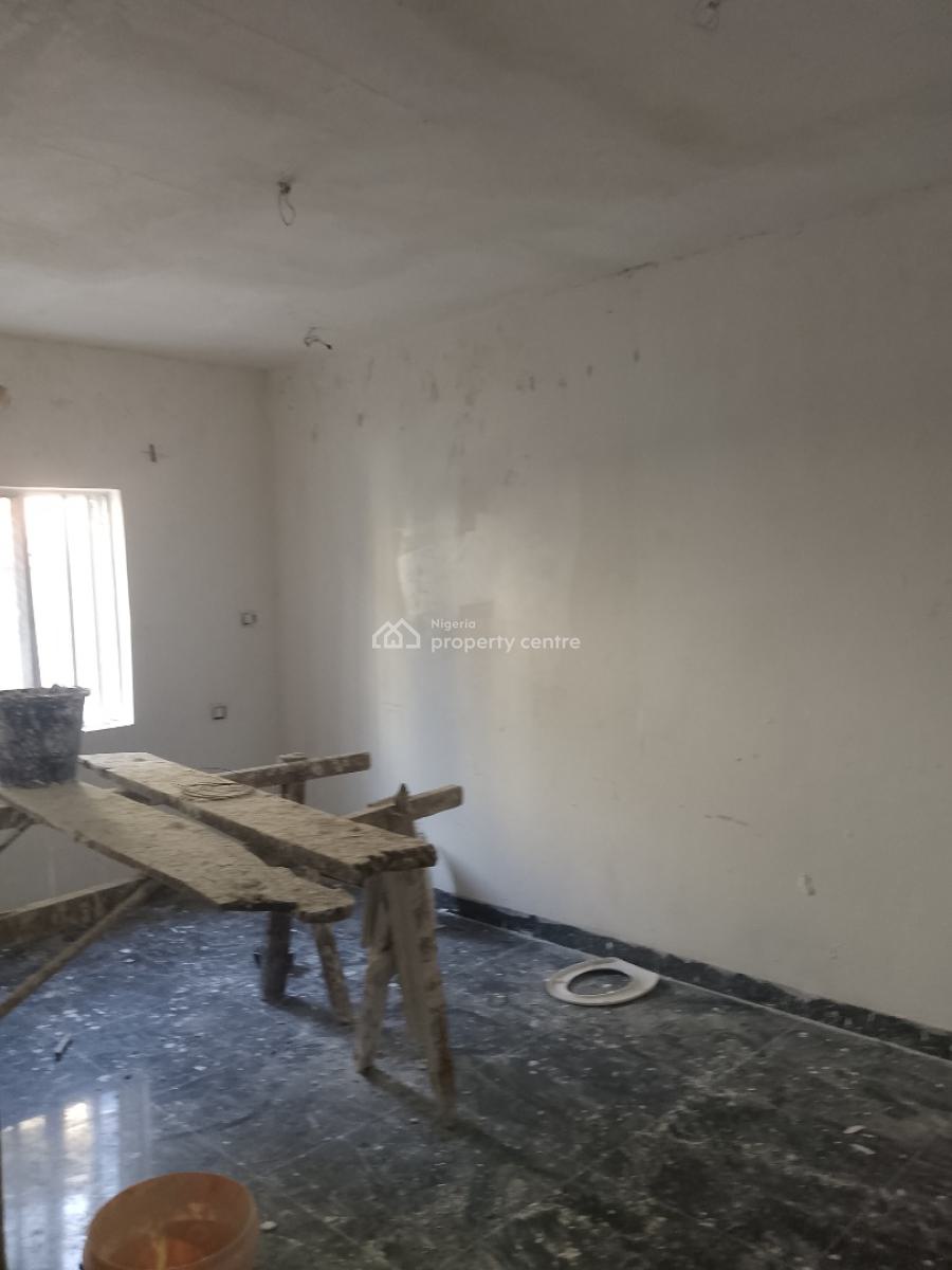 Spacious 2bedroom Flat, Ilaje Mobile Road, Ajah, Lagos, Flat / Apartment for Rent