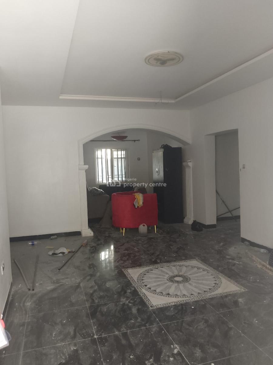 Spacious 2bedroom Flat, Ilaje Mobile Road, Ajah, Lagos, Flat / Apartment for Rent