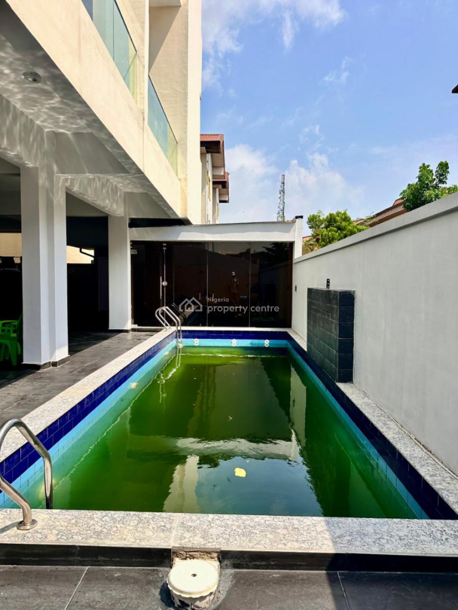 Stunning 3bedroom Apartment, Lekki Phase 1, Lekki, Lagos, Block of Flats for Sale