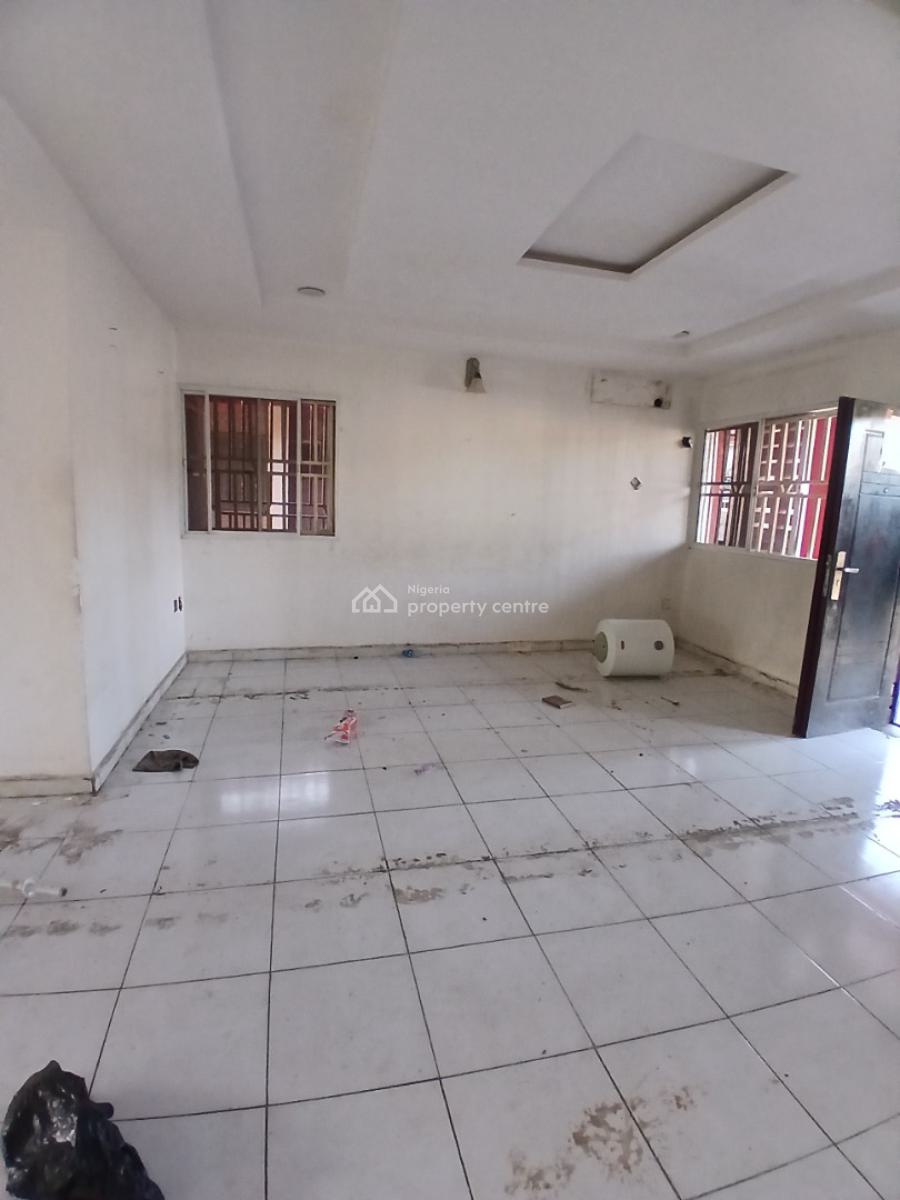Nicely Renovated 2 Bedrooms, Wuse 2, Abuja, Flat / Apartment for Rent