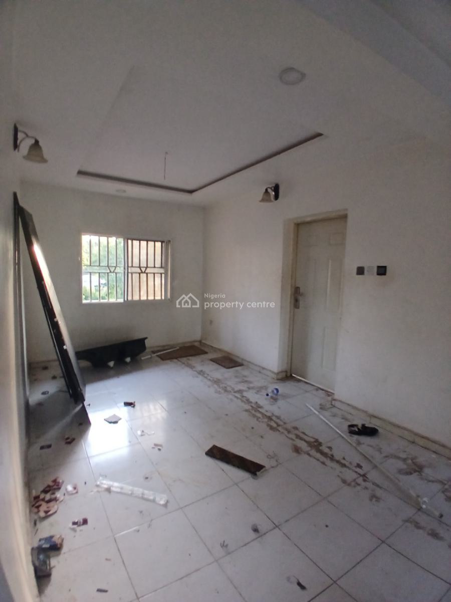 Nicely Renovated 2 Bedrooms, Wuse 2, Abuja, Flat / Apartment for Rent