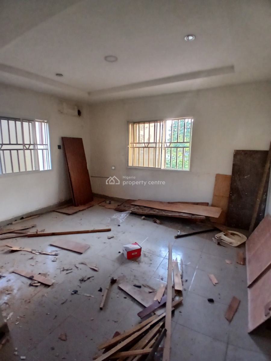 Nicely Renovated 2 Bedrooms, Wuse 2, Abuja, Flat / Apartment for Rent