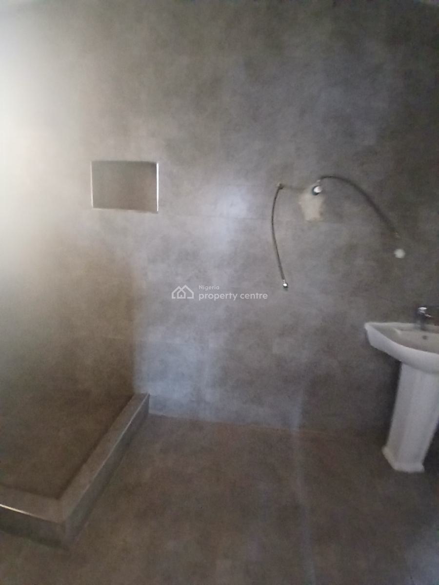 Nicely Renovated 2 Bedrooms, Wuse 2, Abuja, Flat / Apartment for Rent