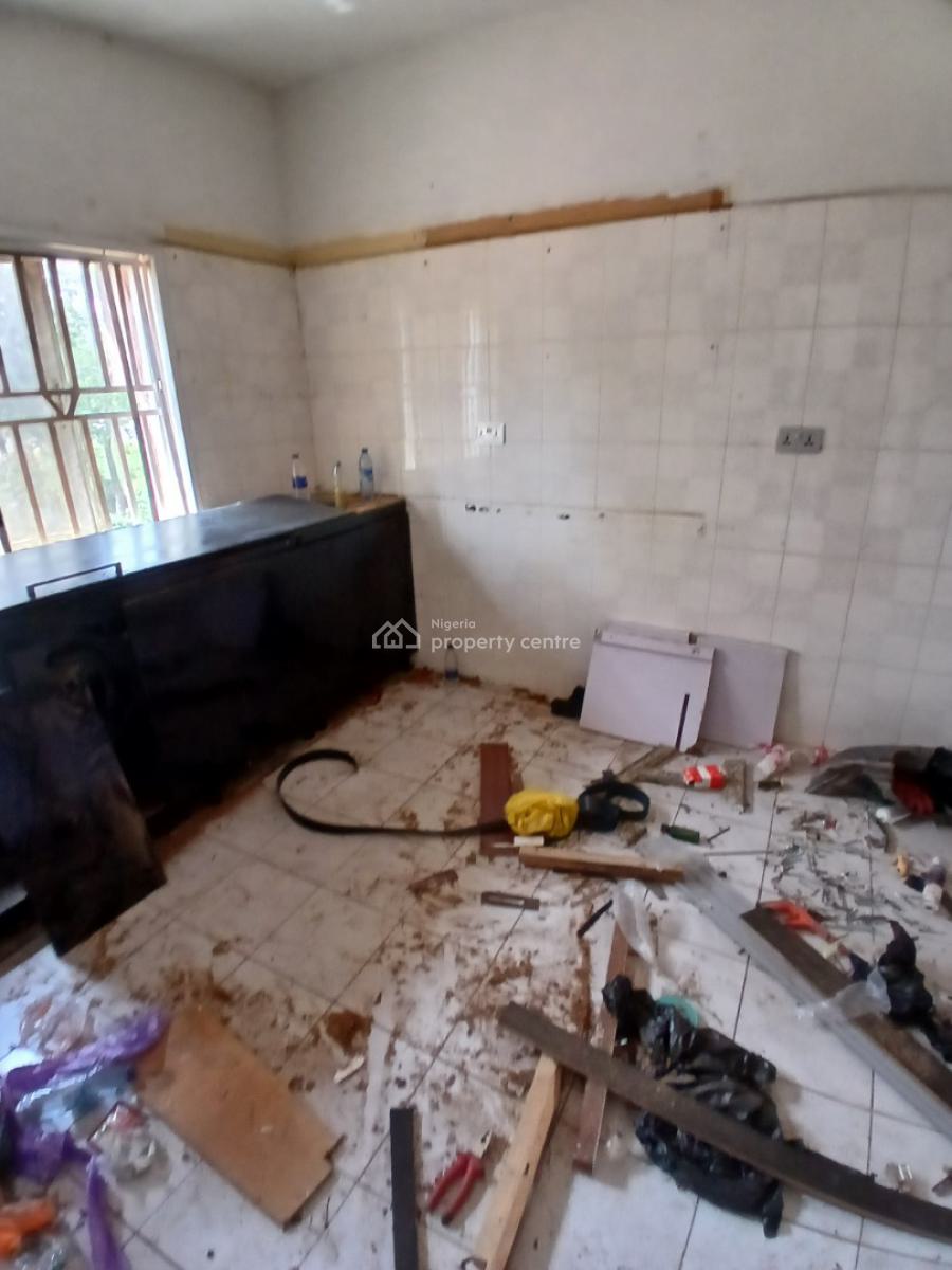 Nicely Renovated 2 Bedrooms, Wuse 2, Abuja, Flat / Apartment for Rent