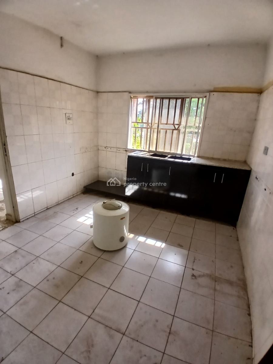 Nicely Renovated 2 Bedrooms, Wuse 2, Abuja, Flat / Apartment for Rent